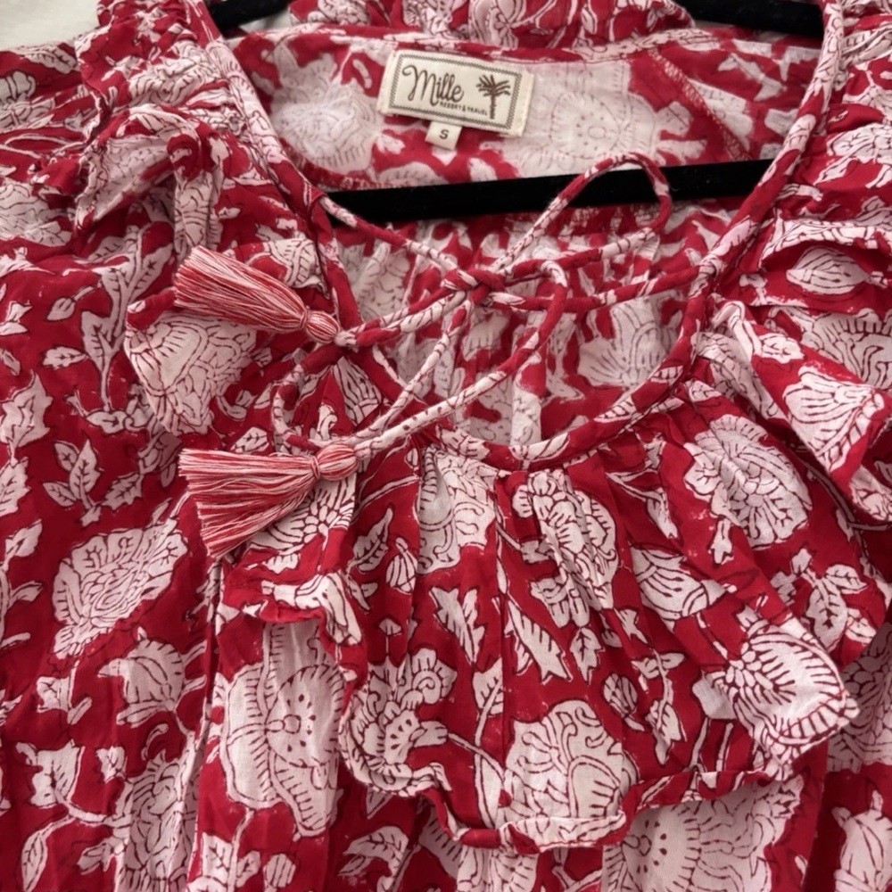 Chic Red Floral Maxi Dress